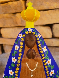 Nossa Senhora Aparecida em Madeira Sobre Pedestal