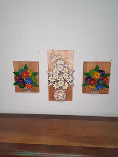 Kit 3 Quadros Flores Coloridas e Branco 1 Grande 2 Pequenos