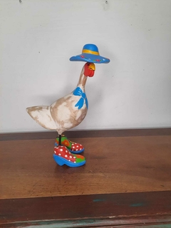 Galinha de Chapéu 30 cm Azul Claro