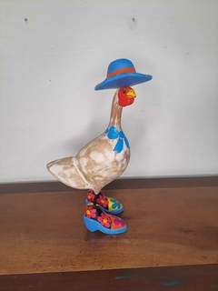 Galinha de Chapéu 30 cm Azul Claro
