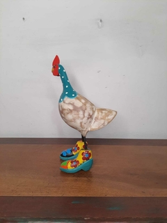 Galinha Florzinha em Madeira 30 cm Azul Piscina na internet