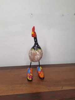 Galinha Florzinha em Madeira 30 cm Preta - comprar online