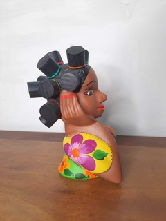 Boneca Namoradeira Cabelo Tererê 20 cm em Madeira - comprar online