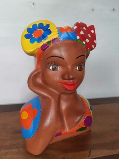 Boneca Namoradeira Turbante 30 cm em Madeira