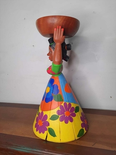 Boneca Fruteira 40cm com Gamela em Madeira Cabelo Tererê na internet