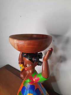 Imagem do Boneca Fruteira 40cm com Gamela em Madeira Cabelo Tererê
