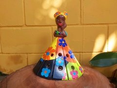Boneca Luminária em Madeira Turbante Amarelo P