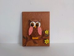 Quadro Coruja no Galho de Flores P Rosê - Porão da Arte - Lécio e Alcinéia