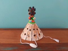 Boneca Luminária em Madeira 30cm Tererê Saia em Pátina na internet
