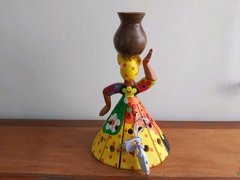 Boneca Camponesa Luminária 30 cm Turbante Amarelo