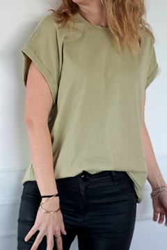 REMERA CERCIS