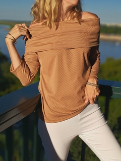Remera Lara - FÉMINA