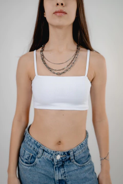 Top Mia - BRANCO na internet