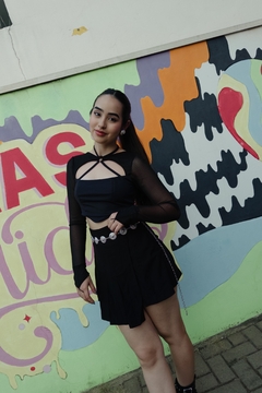 Short saia Malibu na internet