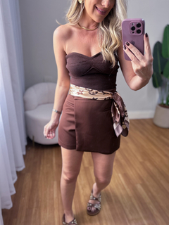 Short Saia Raissa na internet