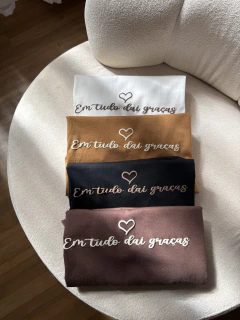 T-shirt graças