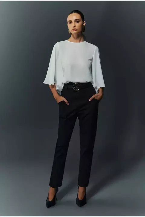 BLUSA MILLIE OFF IORANE - comprar online