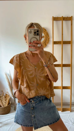 Camisa Hojas en internet