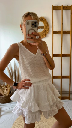 Short pollera Mana en internet