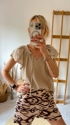 Short Praia en internet