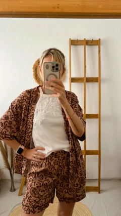 Kimono Praia en internet