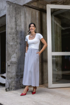 Imagem do SAIA COM DETALHE ILHOES - 1276