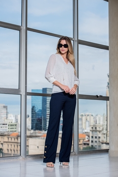 CALÇA ABERTURA LATERAL COM BOTÕES DOURADOS - 3691 - comprar online