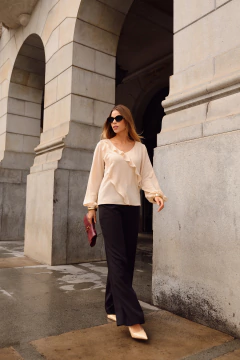 BLUSA FRENTE COM JABOT - 80.096 - GINESTRA