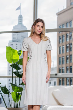 Imagem do VESTIDO RISCA DE GIZ BORDADO - 9852