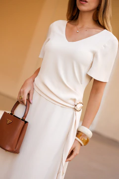 VESTIDO DRAPEADO COM FIVELA DOURADA - 9929 na internet