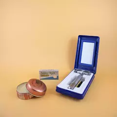 Rasuradora + Hojas + Bálsamo de barba - comprar online