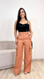Calça Feminina Lari Marrom na internet