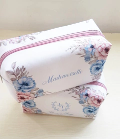 Necessaire Personalizada para Madrinhas de Casamento na internet