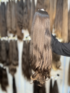 CABELO HUMANO CASTANHO NATURAL 61CM e 115 GRAMAS - ETIQUETA PRATA