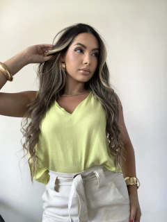 Blusa Carola na internet