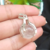 Pingente de Pedra Cristal - Mãos Reiki - comprar online