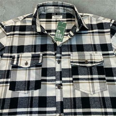 CAMISACO CEDRO BLANCO NEGRO en internet