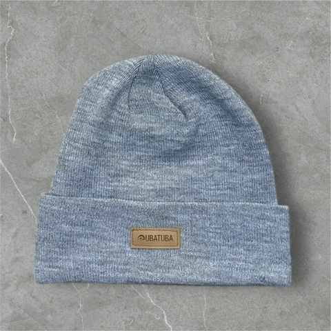 GORRO LANA UBT GRIS MELANGE CLARO - comprar online