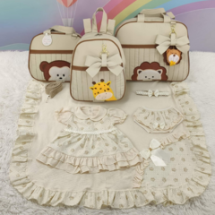 KIT BOLSA MATERNIDADE 3 PEÇAS SAFARI BEGE + SAIDA MATERNIDADE MENINA na internet