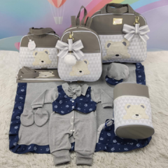 KIT BOLSA MATERNIDADE 5 PEÇAS URSO CHEVRON CINZA + SAÍDA MATERNIDADE MENINO - Let Baby Bolsas De Maternidade