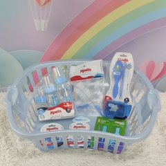 KIT CESTO MULTIUSO COM ENXOVAL MENINO