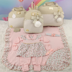 KIT BOLSA MATERNIDADE 3 PEÇAS CHEVRON BEGE + SAIDA MATERNIDADE MENINA na internet