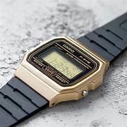Reloj Casio unisex con malla de silicona — imagen 2