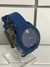 Reloj Reebok unisex con malla de silicona azul.