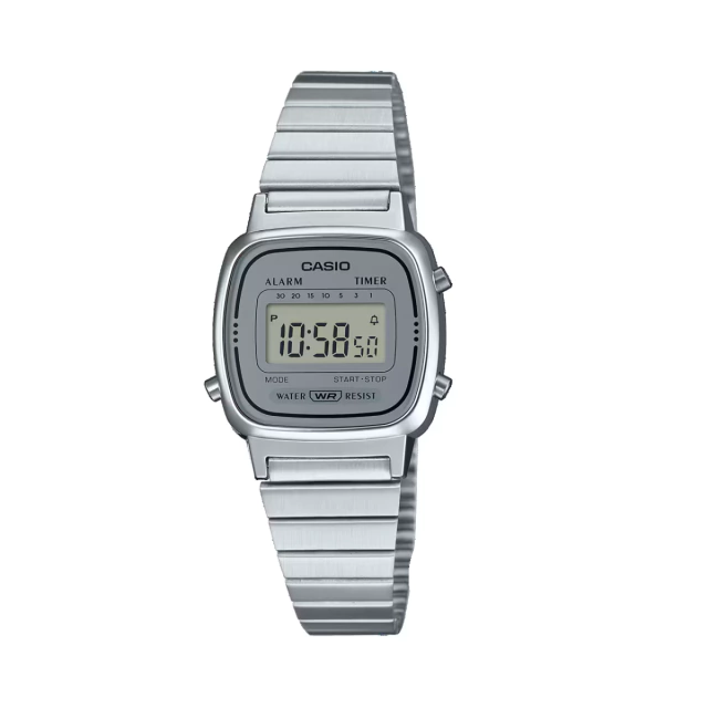 Reloj Casio de dama con malla de acero.