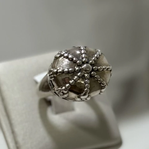 Anillo corona de plata inflada