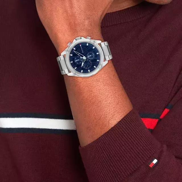 Reloj Tommy Hilfiger de malla de acero — imagen 3