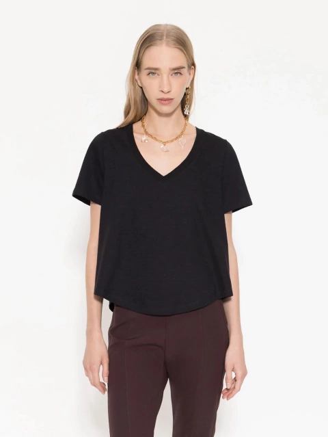 REMERA TAYLOR JAZMIN CHEBAR