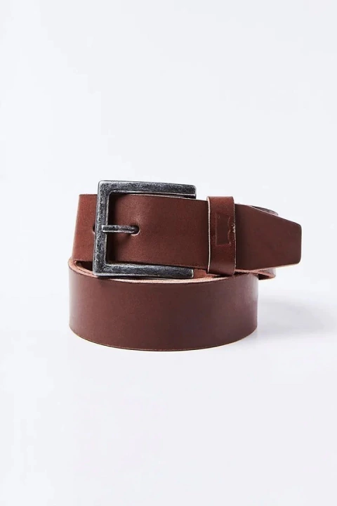 WORN LEATHER BELT LEVIS