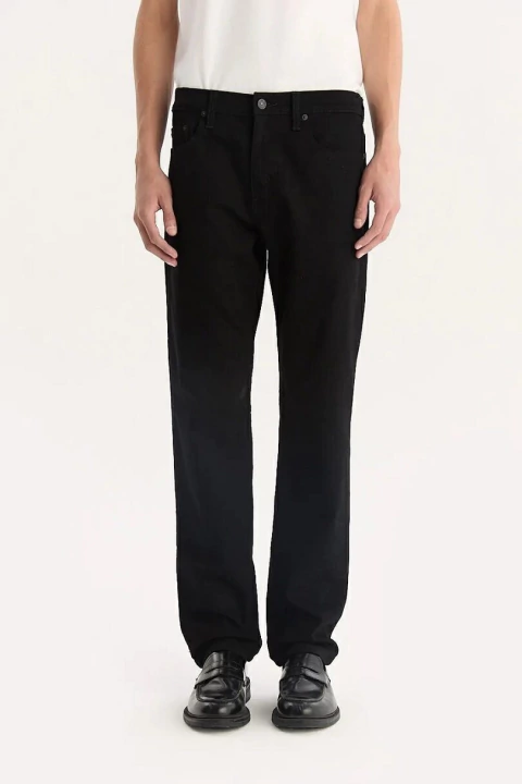 502 REGULAR TAPER LEVIS